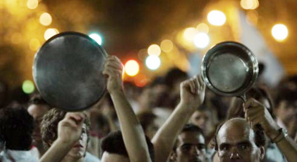 Internautas relatam panelaços e protestos contra Temer pelo Brasil