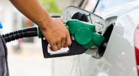 Petrobras reduz preço da gasolina nas refinarias em 5,9% e do diesel em 4,8%