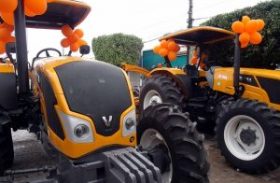 Equipamentos agrícolas são entregues ao município de Olivença