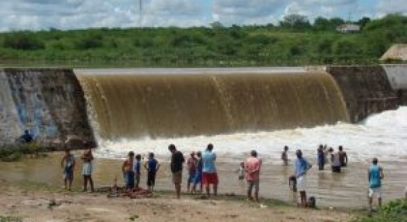 Governador entrega módulos de irrigação em Delmiro Gouveia nesta sexta (4)