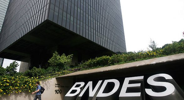 BNDES pretende elevar crédito a R$ 100 bilhões anuais com participação de pequenas empresas