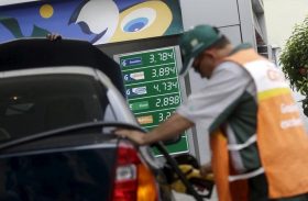 Petrobras reduz margens para recuperar mercado de gasolina