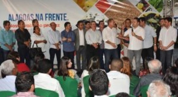 Renan Filho garante criação de PAA estadual para beneficiar agricultores familiares