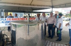 Tanque de resfriamento de leite beneficia produtores assentados em Cajueiro