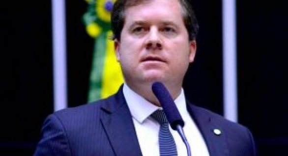 Marx Beltrão tem chance de demonstrar força em Brasília