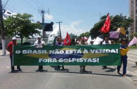 Em Maceió, movimentos sociais protestam contra medidas do Governo Temer