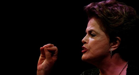 Na Alemanha, Dilma afirma que Bolsonaro é líder da extrema-direita