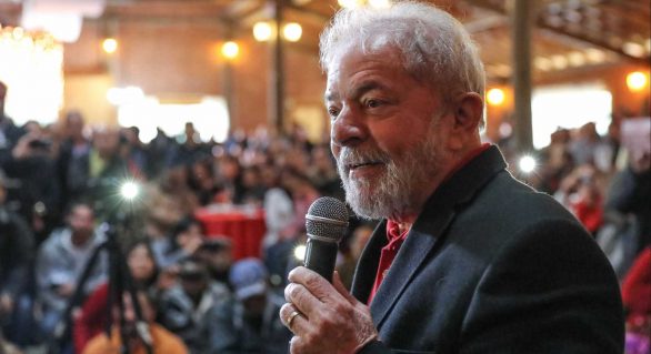 Acho que o Moro é surdo e não ouve o que eu falo, diz Lula