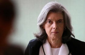 Ministra deve julgar inconstitucional decreto de Temer sobre indulto