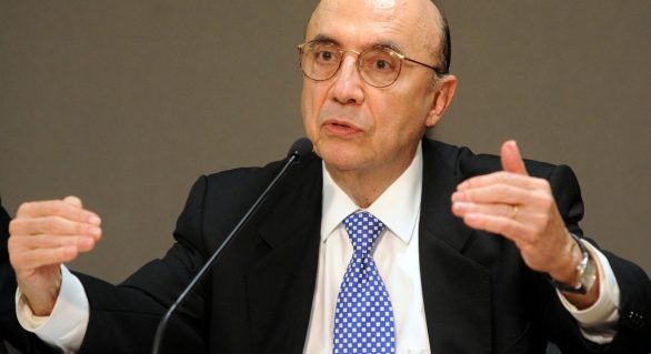 Meirelles admite que votação da reforma da Previdência deve ficar para 2018