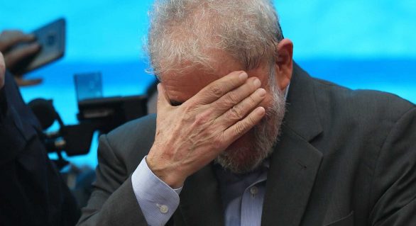 Para evitar prisão, defesa de Lula pede habeas corpus preventivo no STJ