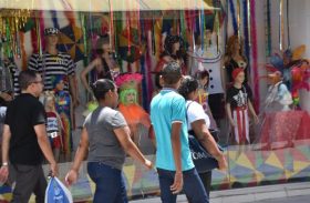 Comércio em Maceió terá horário diferenciado no período carnavalesco