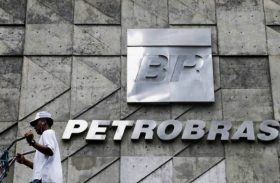 PF abre inquérito por suposta propina em plataformas da Petrobras