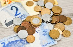Salário mínimo ideal deveria ser R$ 3.752,65, diz Dieese