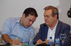 “Palanque de Renan Filho terá mais de um presidenciável”, avisa Lessa