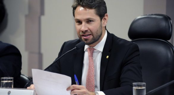 Deputado Pedro Vilela pode deixar o PSDB a qualquer momento