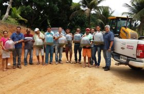 Seagri beneficia assentamentos com entrega de 20 mil alevinos em Jacuípe