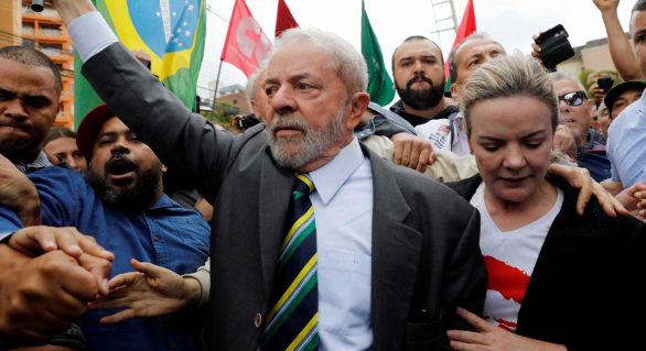Lula defende Gleisi Hoffmann e reafirma que é candidato