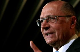 Alckmin e Serra são investigados por caixa 2 de concessionária