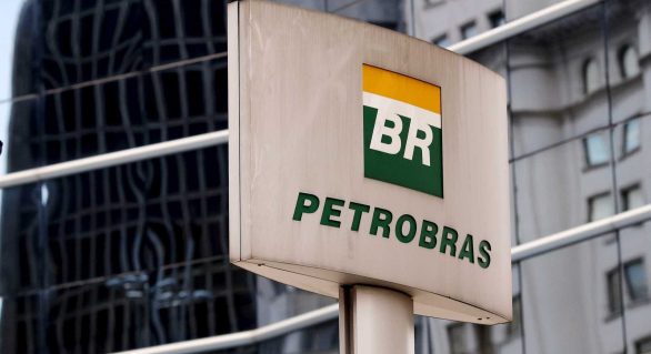 No exterior, greve abala confiança de investidores na Petrobras