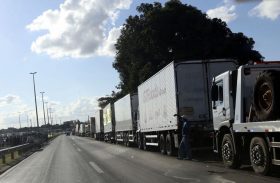 Brasil perdeu US$ 1 bi em exportações por causa de greve, estima AEB