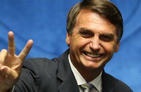 PSL busca candidatas para atrair eleitorado feminino a Bolsonaro