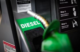 Sem margem da distribuidora, etanol poderia ficar até 15% mais barato na bomba