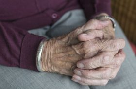 OMS: um em cada seis idosos sofreu abuso ao longo do último ano
