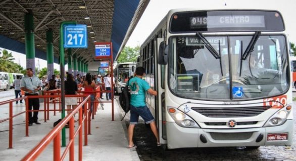 Câmara de Maceió aprova projeto que isenta eleitores da passagem de ônibus durante eleição