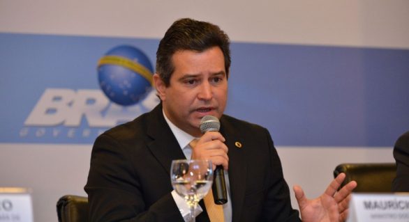 Senado: Maurício Quintella tira licença para se dedicar à campanha