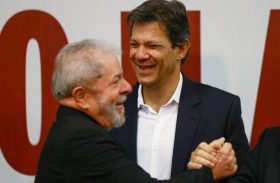 Especialistas avaliam que Lula poderia fazer campanha em prisão domiciliar