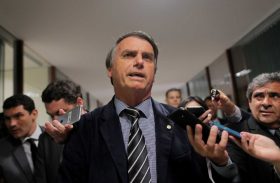 Horário eleitoral: PT chama Bolsonaro de Hitler; rivais pedem moderação