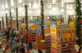 Supermercados preveem alta de 10% nas vendas de produtos natalinos