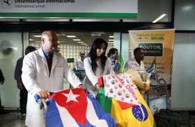 Associação Médica critica “retaliação” cubana ao Mais Médicos