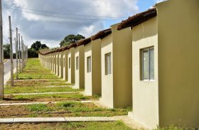 Prefeito de Palmeira dos Índios confirma entrega das primeiras casas do Brivaldo Medeiros 