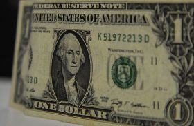 Dólar está em alta após feriado de Natal