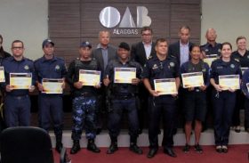 Guardas municipais de Alagoas recebem certificado de operadores de armas de choque