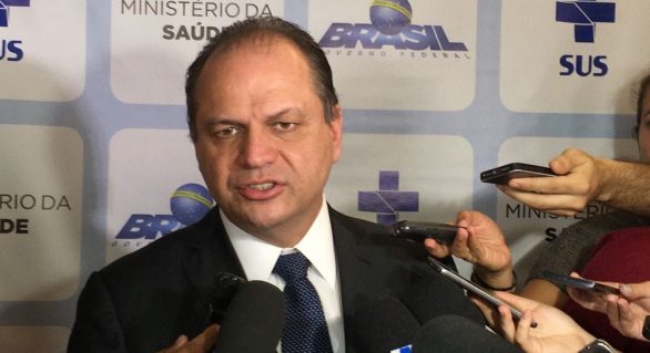 Ministério Público do DF entra com ação de improbidade contra ex-ministro da Saúde