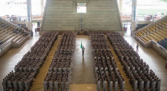 Renan Filho participa da formatura de 945 novos soldados nos 187 anos da PM