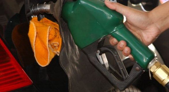 Preço da gasolina caiu R$ 0,43 em Maceió no mês janeiro, diz Procon