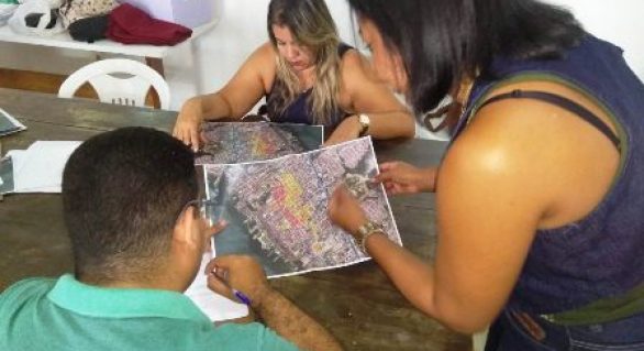 Pinheiro: Semas instala ponto de informações no bairro