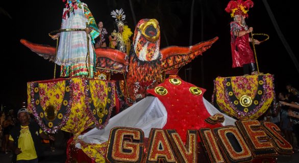 Desfiles e shows marcam abertura do Carnaval de Maceió