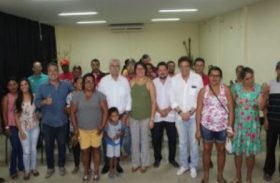 Arapiraca:prefeitura entrega boletos quitados de dívidas de agricultores nesta segunda (18)