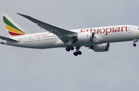 Avião cai na Etiópia com 157 pessoas a bordo; não há sobreviventes