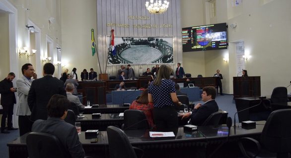 Veto do rateio do Funbed dominou debates no plenário da Assembleia Legislativa de AL