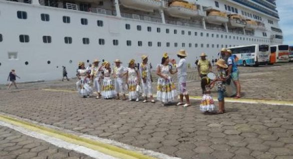 Turismo: navio italiano traz mais de 3 mil visitantes a Maceió