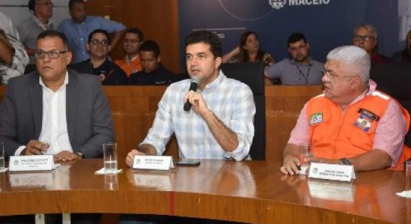 Prefeito solicita apoio ao Estado para ações na região do Pinheiro