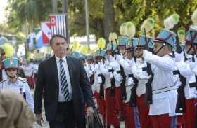 Bolsonaro diz que meta é implantar um colégio militar em cada capital