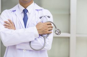 Secretaria de Saúde oferta vaga para médico do PSF, em Palmeira do Índios