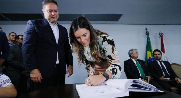 Cecília Rocha vai disputar a prefeitura de Atalaia
